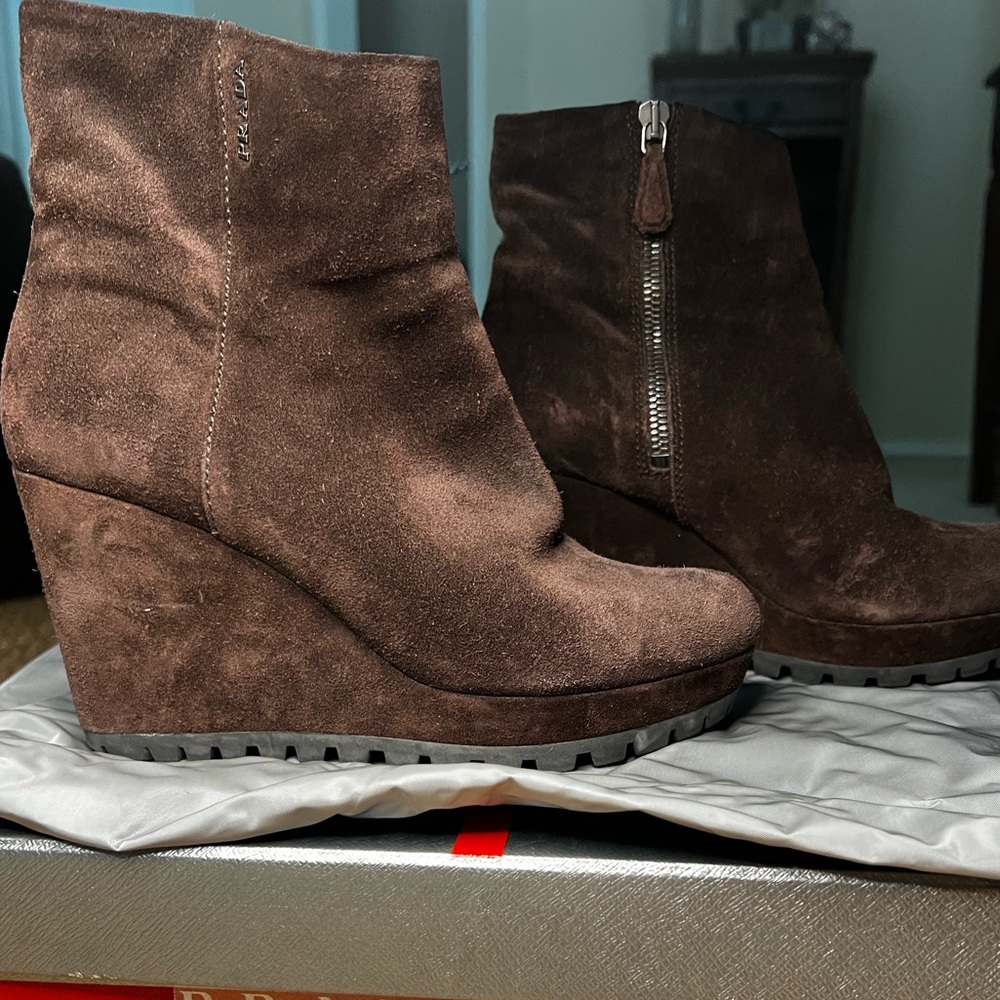 Rich Suede Brown PRADA boots size 37